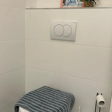 Apartamento New Studio-free Parking Evcs *